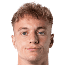 آدم كارابيك